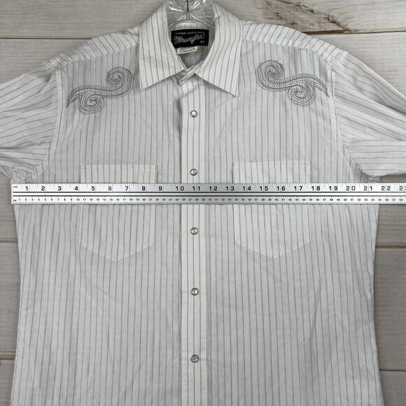 Vintage Wrangler Pearl Snap Short Sleeve Button Up White Embroidered Metallic - Picture 7 of 13